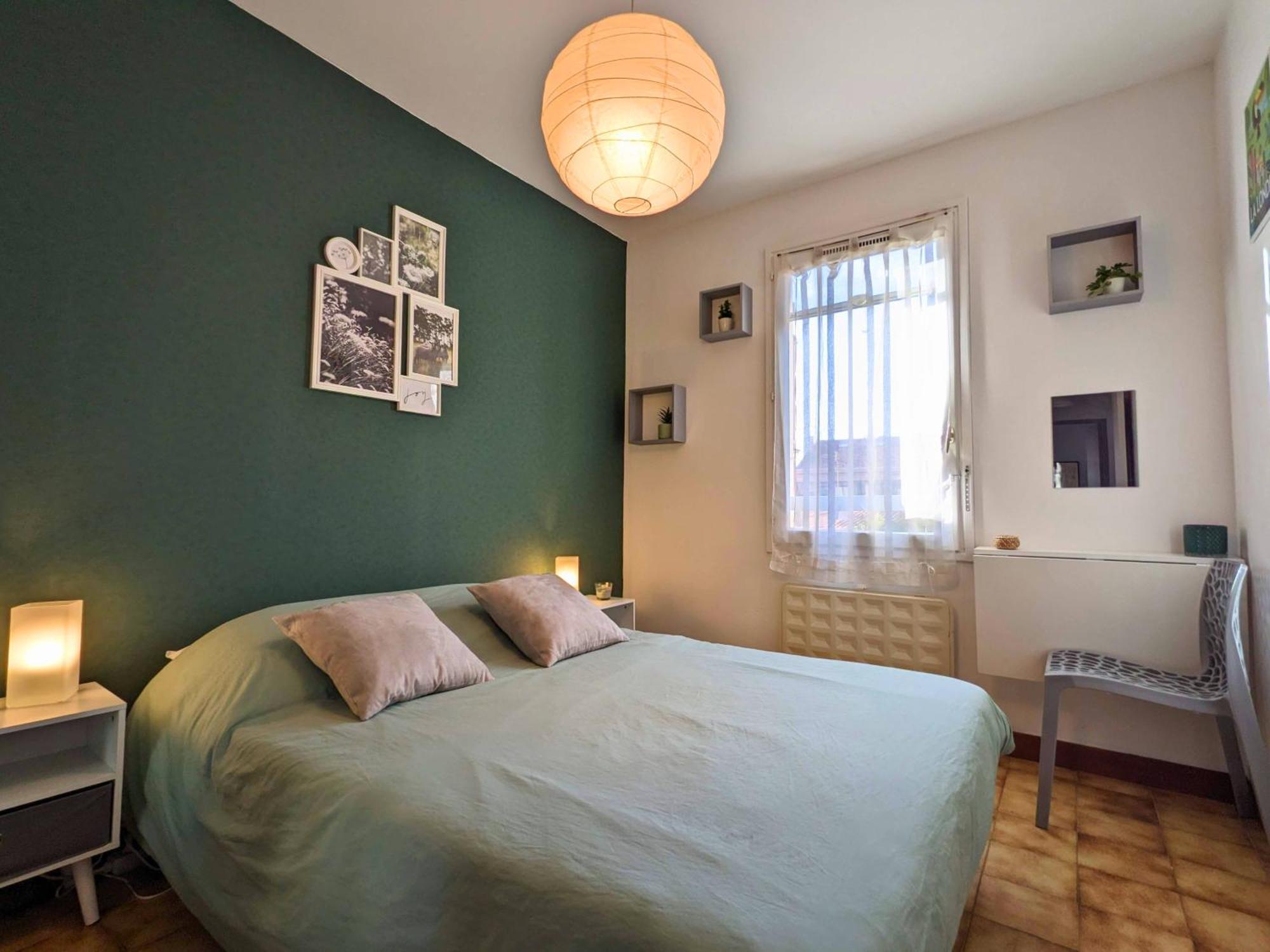 Terrasse Plein Sud - Climatisation - Netflix - Lit Queen Size - 2Min Centre-Ville - 6Min Plages Parking Prive - 56M2 - L'Olivine - Offre Speciale Apartment La Londe-les-Maures