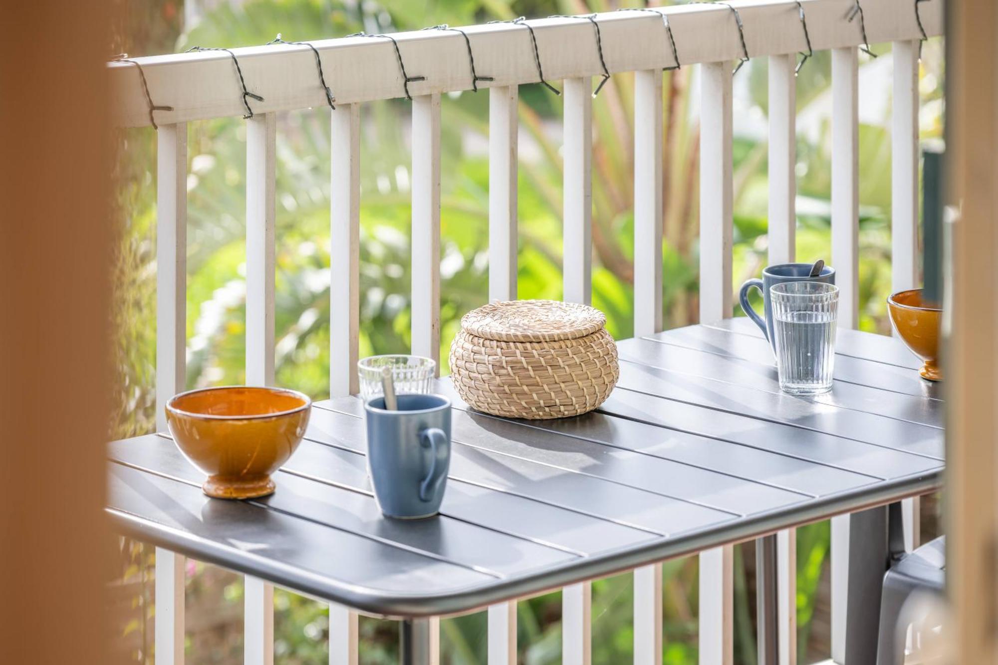 Terrasse Plein Sud - Climatisation - Netflix - Lit Queen Size - 2Min Centre-Ville - 6Min Plages Parking Prive - 56M2 - L'Olivine - Offre Speciale