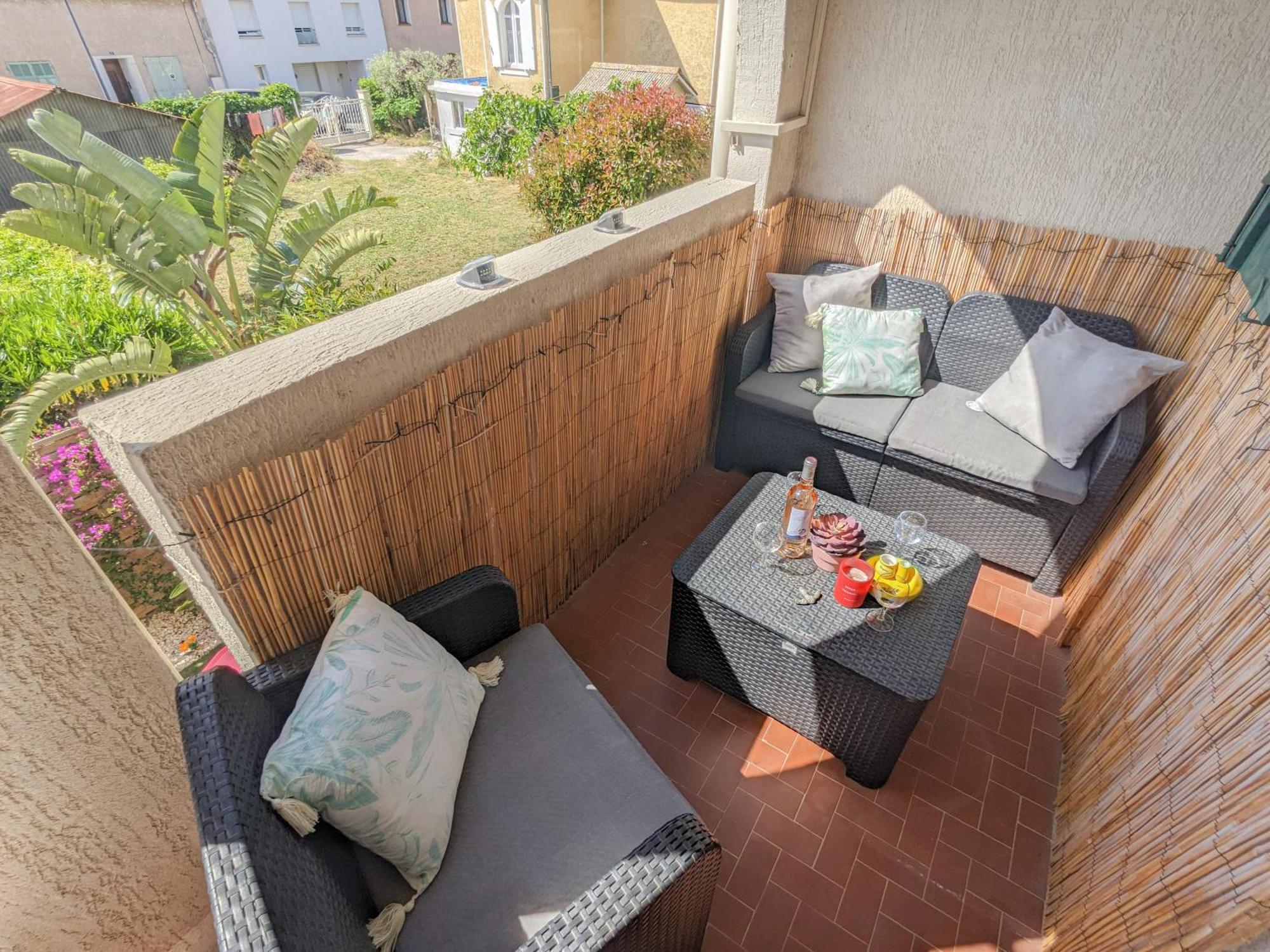 Terrasse Plein Sud - Climatisation - Netflix - Lit Queen Size - 2Min Centre-Ville - 6Min Plages Parking Prive - 56M2 - L'Olivine - Offre Speciale